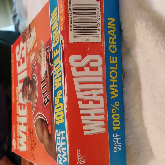 Rare 1990 Michael Jordan vintage fasimilie Signature Wheaties box - Picture 3 of 15